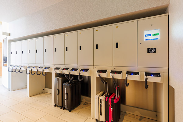 Self-Luggage Storage