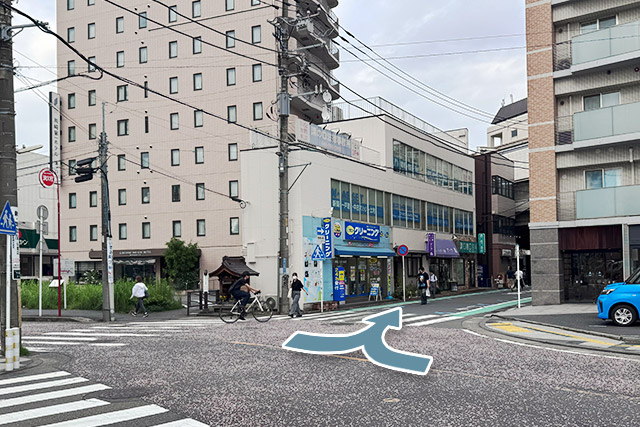 B地点